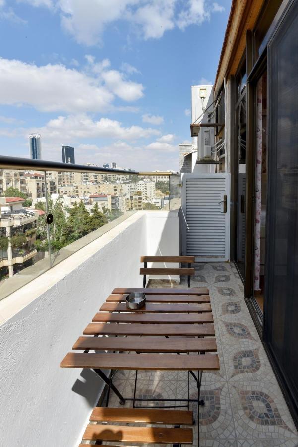 Janty * Amman